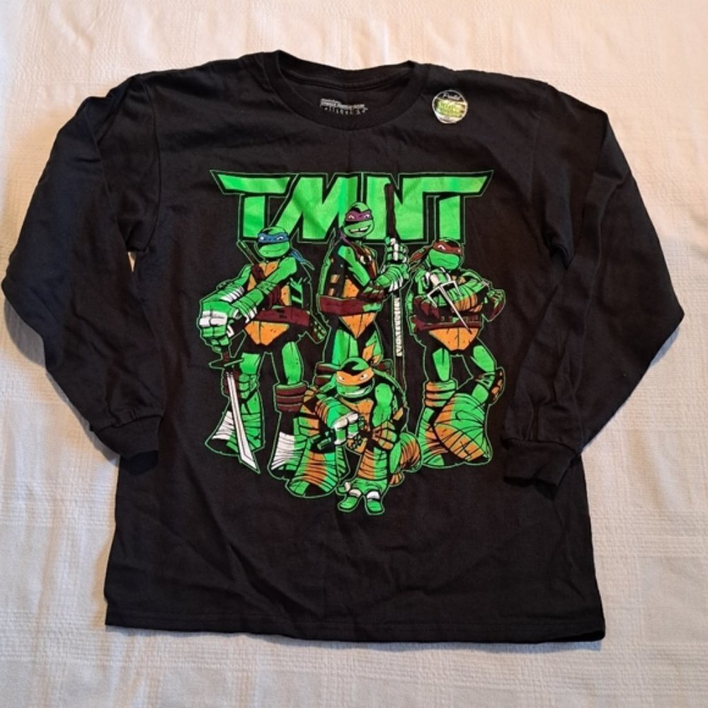 TMNT boys size Large glow in the dark black long sleeve shirt, 2015 design NEW